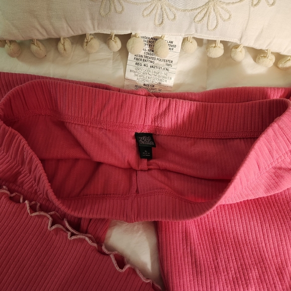 NWT.. Women's Wild Fable pants - Picture 5 of 7